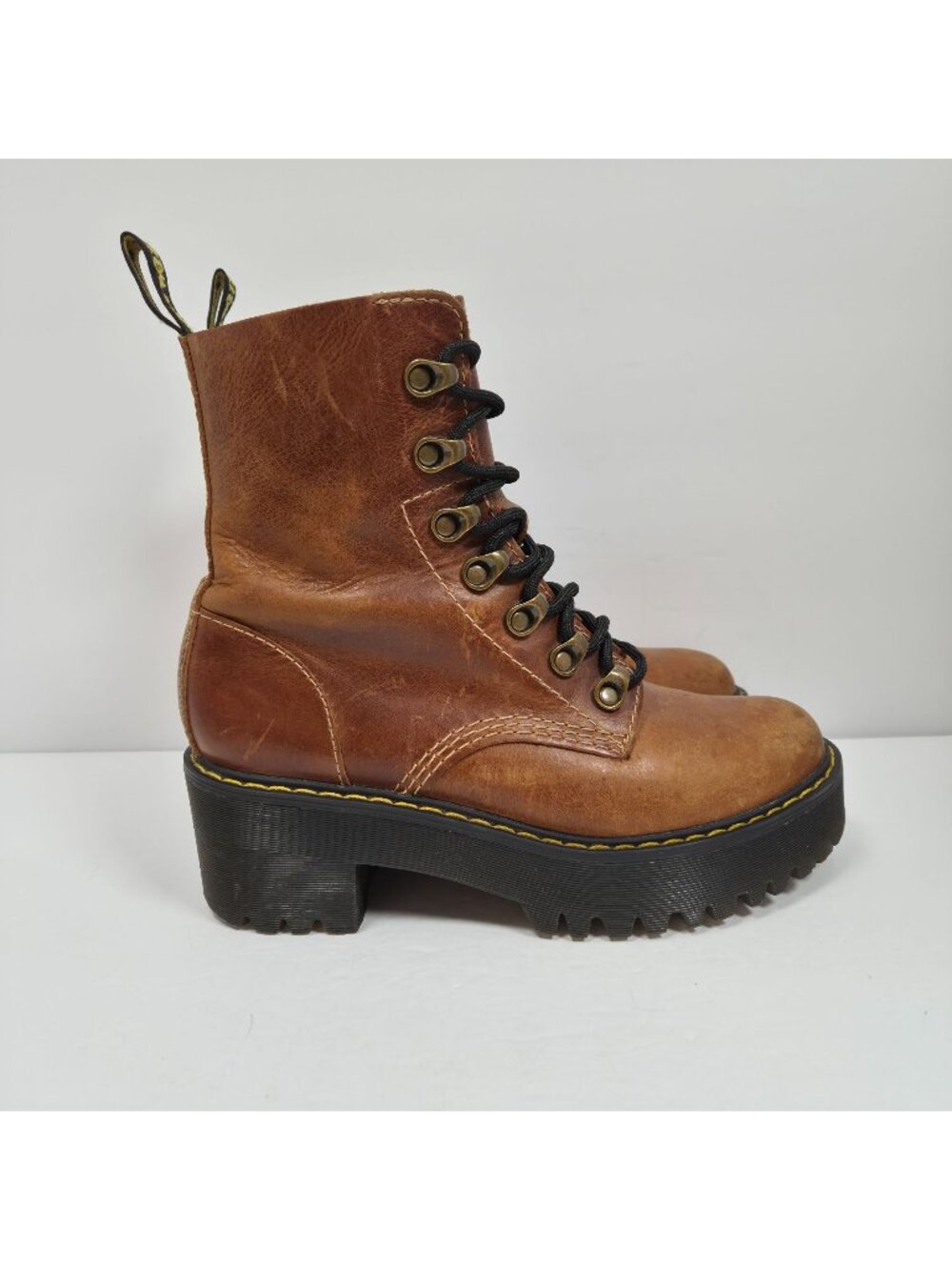 Dr. Martens Leona Women's Platform Butterscotch Heeled Combat Boots US Size 6